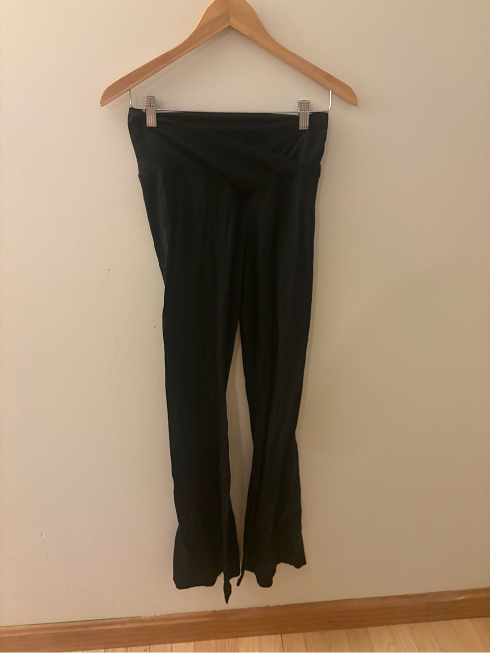aerie Black Flared Leggings